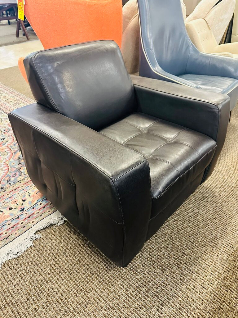 Black Tufted Leather Square Arm Chair