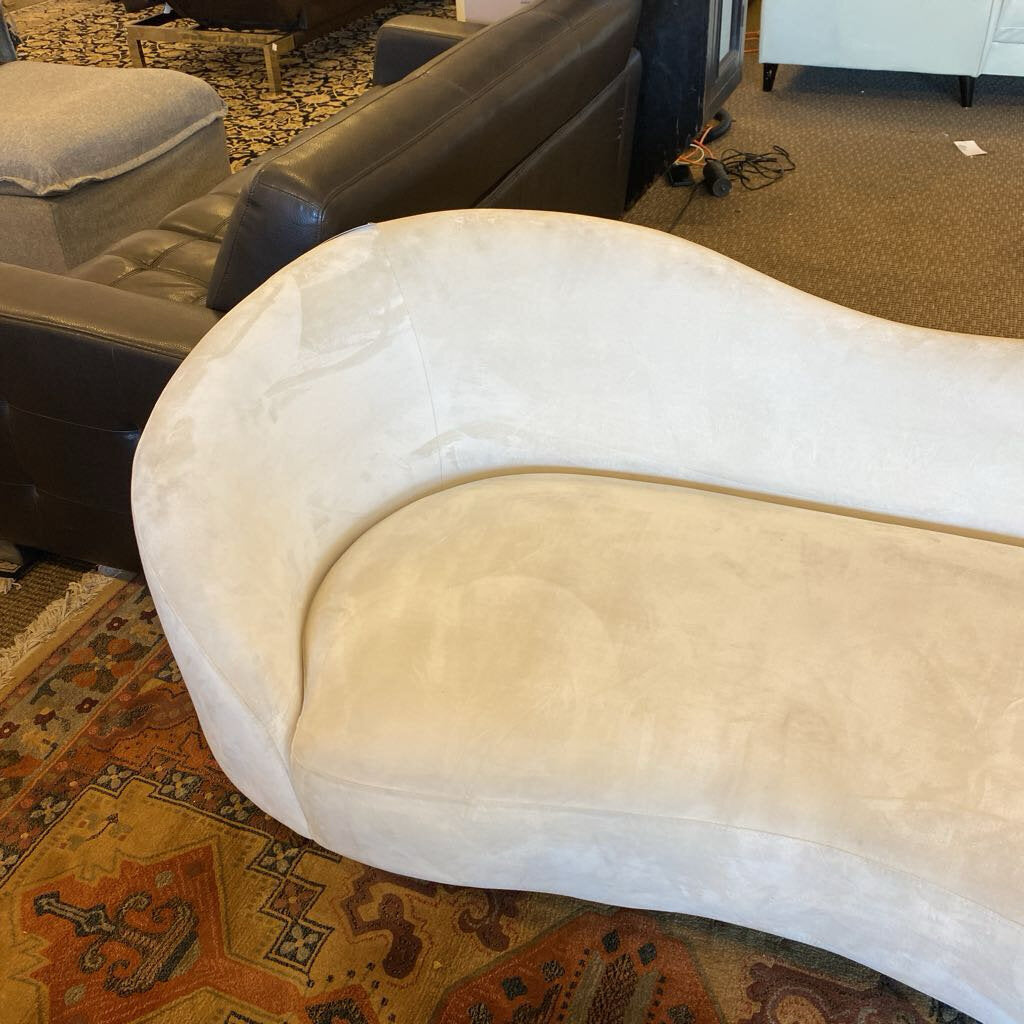 Shurtz Velvet Loveseat 69 X 35 X 30