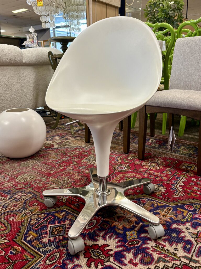 Stefano Giovannoni Magis Bambo White Adjustable Office Chair