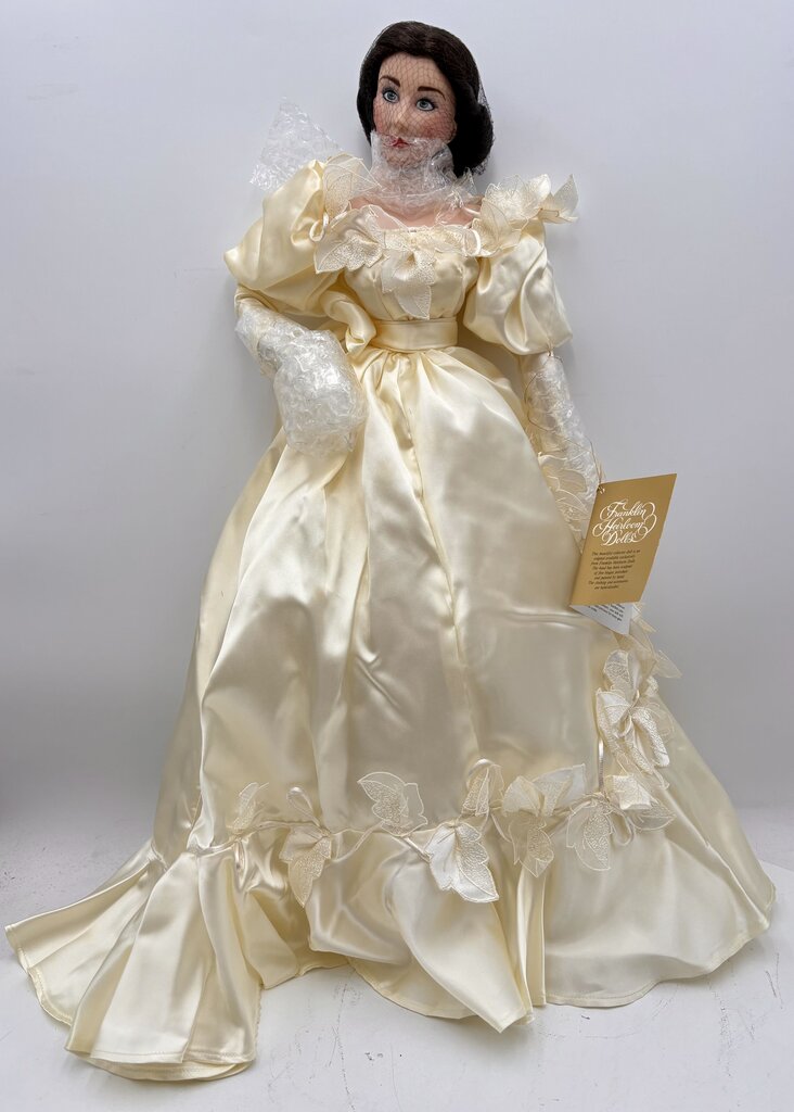 Franklin Heirloom Dolls Scarlett O'Hara's Wedding Dress 22" Mint in Box
