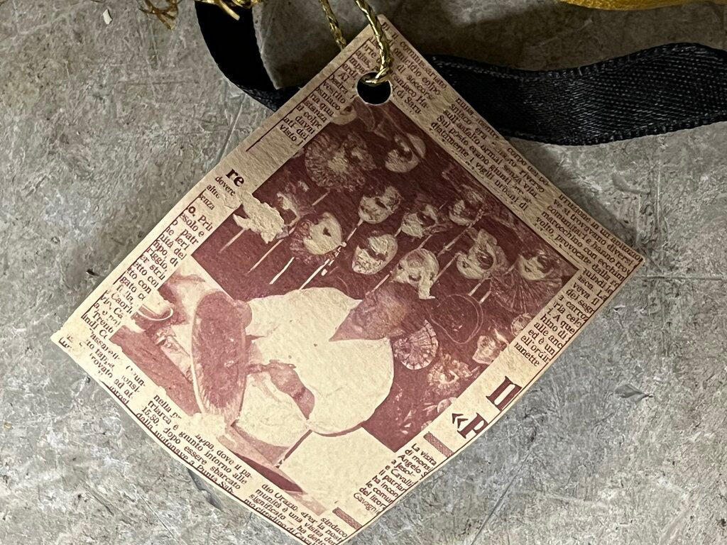 Otto Bassano Hand Painted Venetian Mask Gold