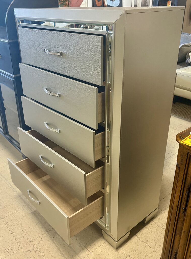 Bed Bath & Beyond Picket House Furnishings Glamore Chest