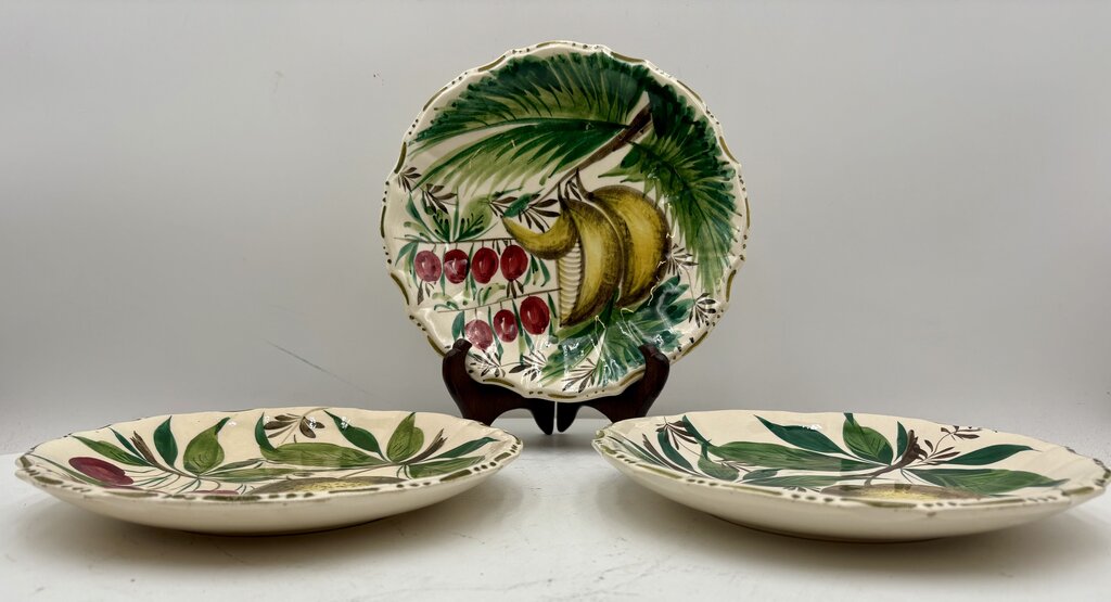 A. Borsato Nove Majolica Style Fruit Motif Plates 8" (3Pcs)