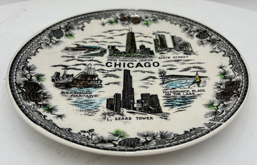 Souvenier Porcelain "Chicago" Decorative Plate