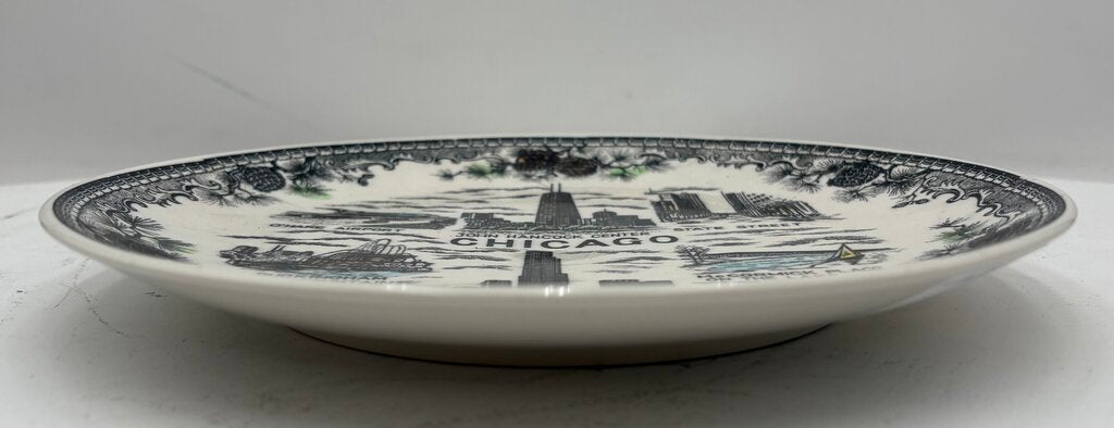 Souvenier Porcelain "Chicago" Decorative Plate