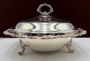 Countess International #6262 Silver Plate Footed Pyrex Lined Lidded Serving Dish (3Pcs)