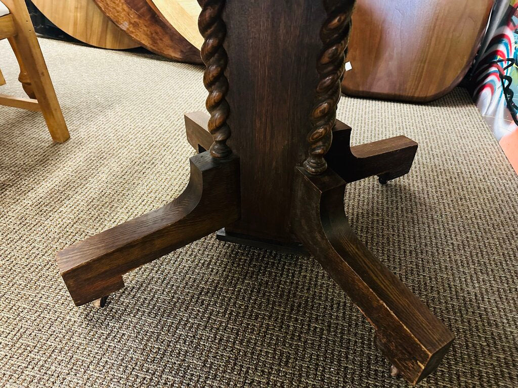 Antique Tiger Oak Round Pedestal Dining Table 45x30