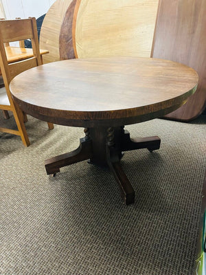 Antique Tiger Oak Round Pedestal Dining Table 45x30