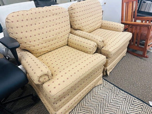 Thomasville Upholstered Rolled Arm Accent Chair