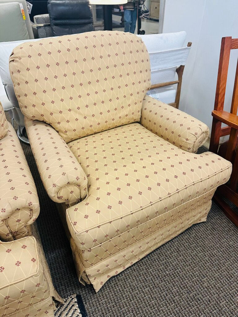 Thomasville Upholstered Rolled Arm Accent Chair