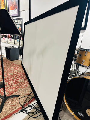 Wall Mounted Projector Screen w/ Velvet Frame 91x54
