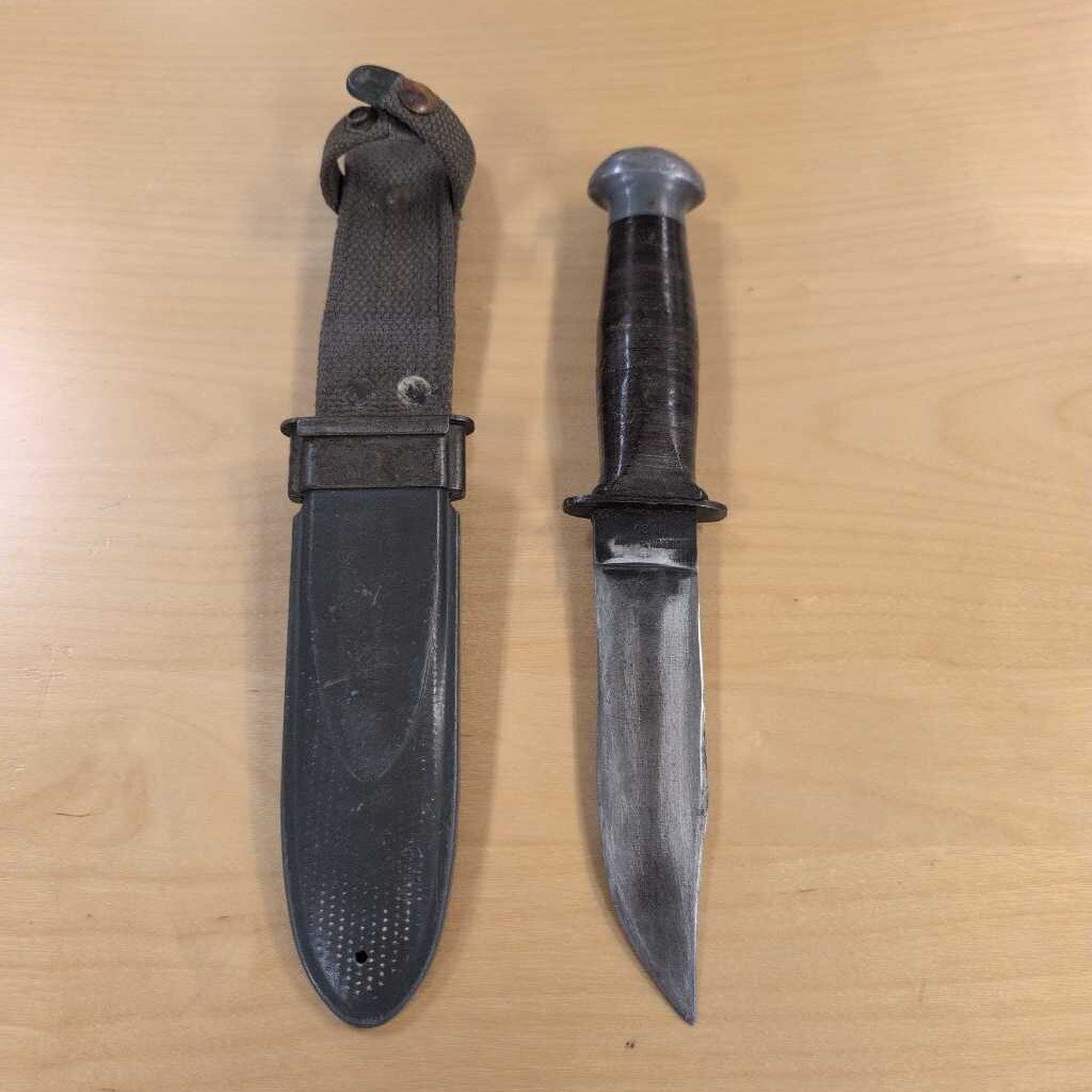 U.S WWII Navy Mark 1 Fighting Knife