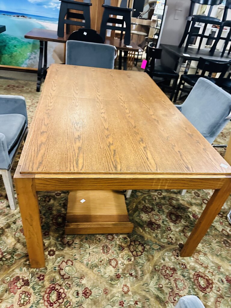 Oak Dining Table with 18" Leaf (66x40x28)