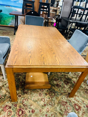 Oak Dining Table with 18" Leaf (66x40x28)