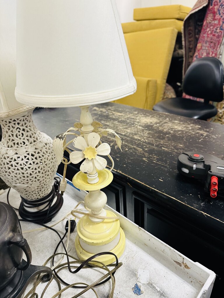 Daisy Table Lamp