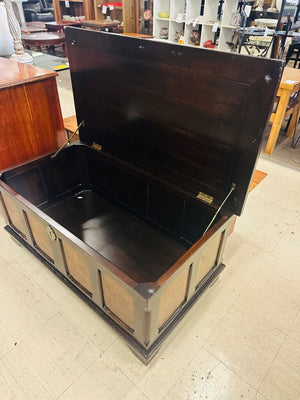 Chest / Coffee Table