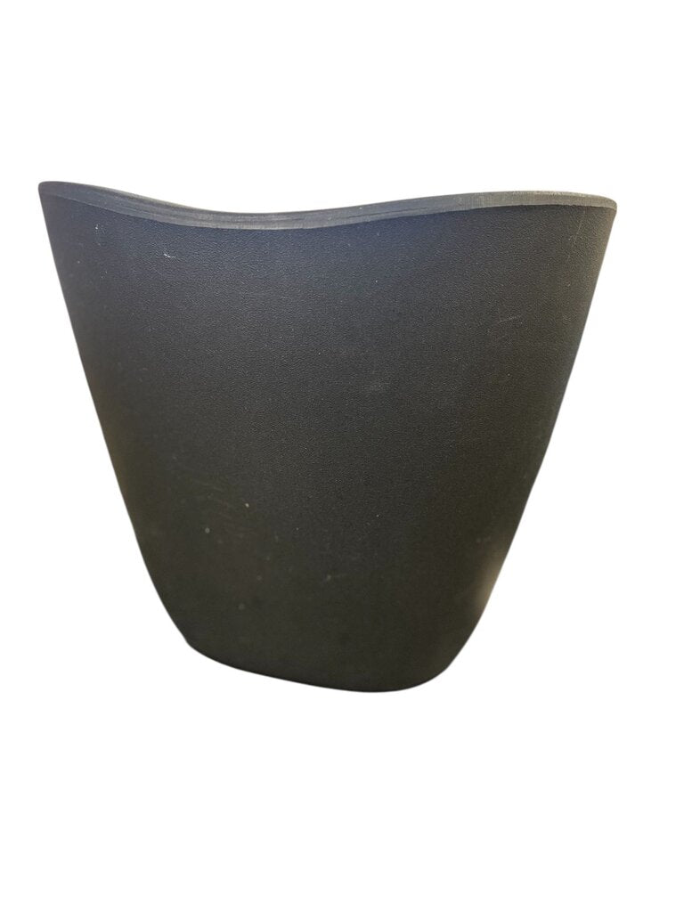 Black Plastic Triangular Mouth Planter 12 Inch