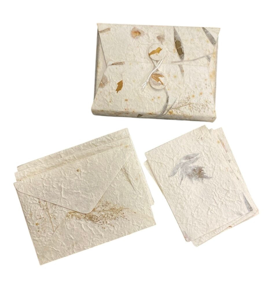 Handmade Botanical Plant Fiber Stationary Set (Set of 15 Cards & Envelopes)