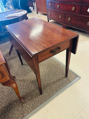 Antique Pembroke Chippendale Drop Leaf 9InchLeaves