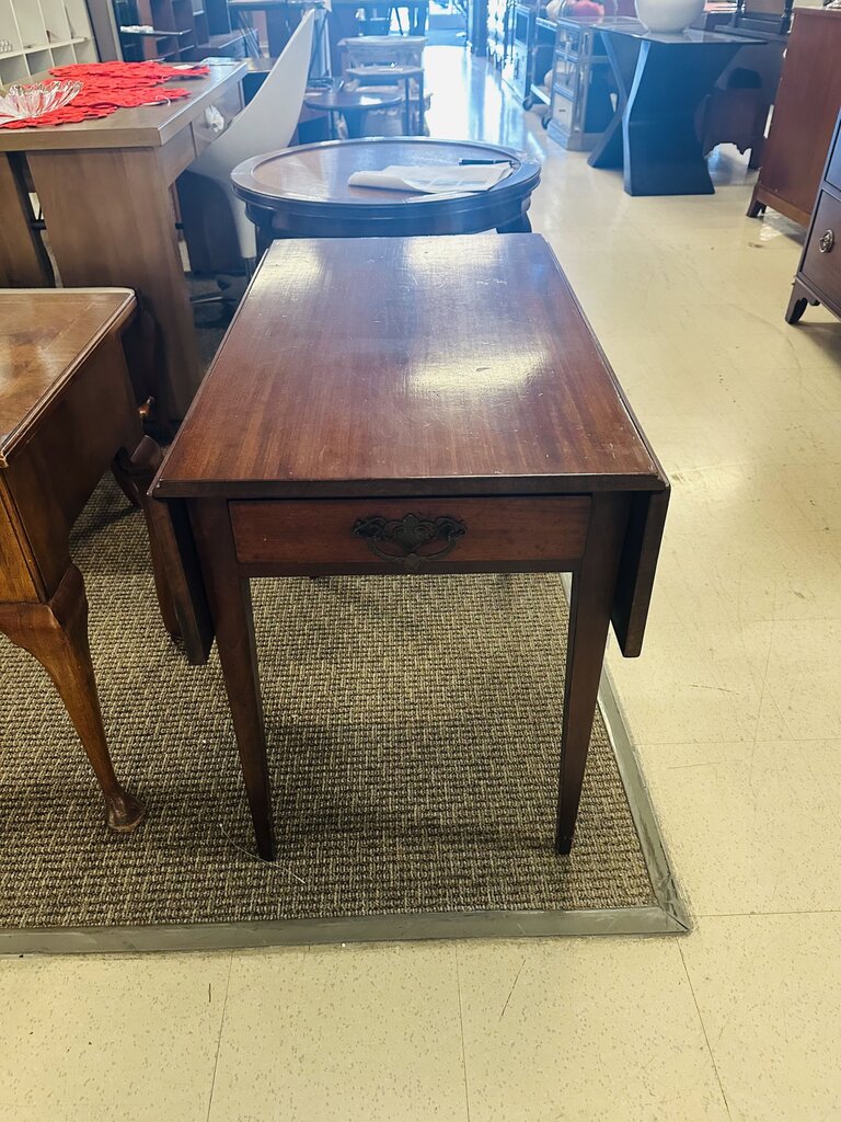 Antique Pembroke Chippendale Drop Leaf 9InchLeaves