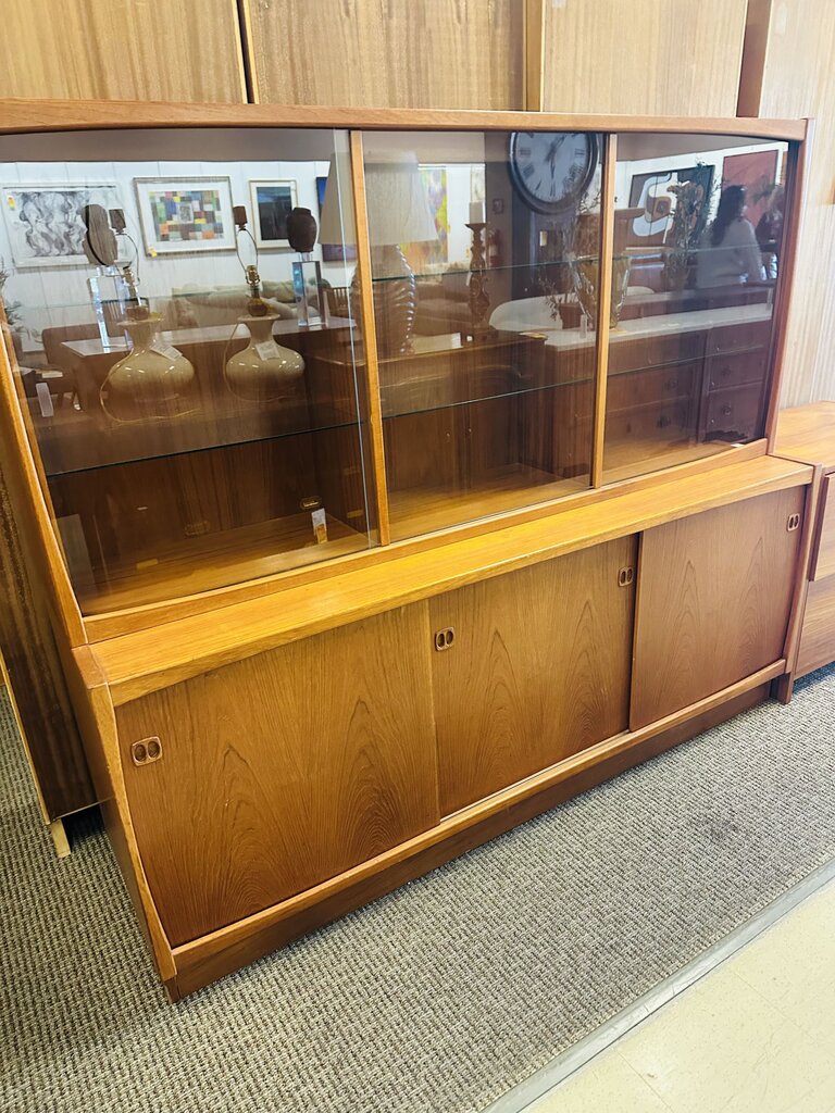 Danish Mid Century Teak Buffet and Hutch 73x20x62