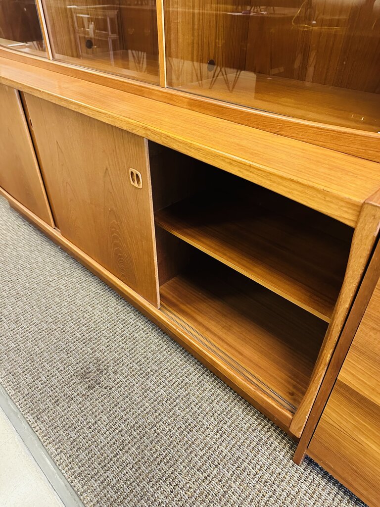 Danish Mid Century Teak Buffet and Hutch 73x20x62