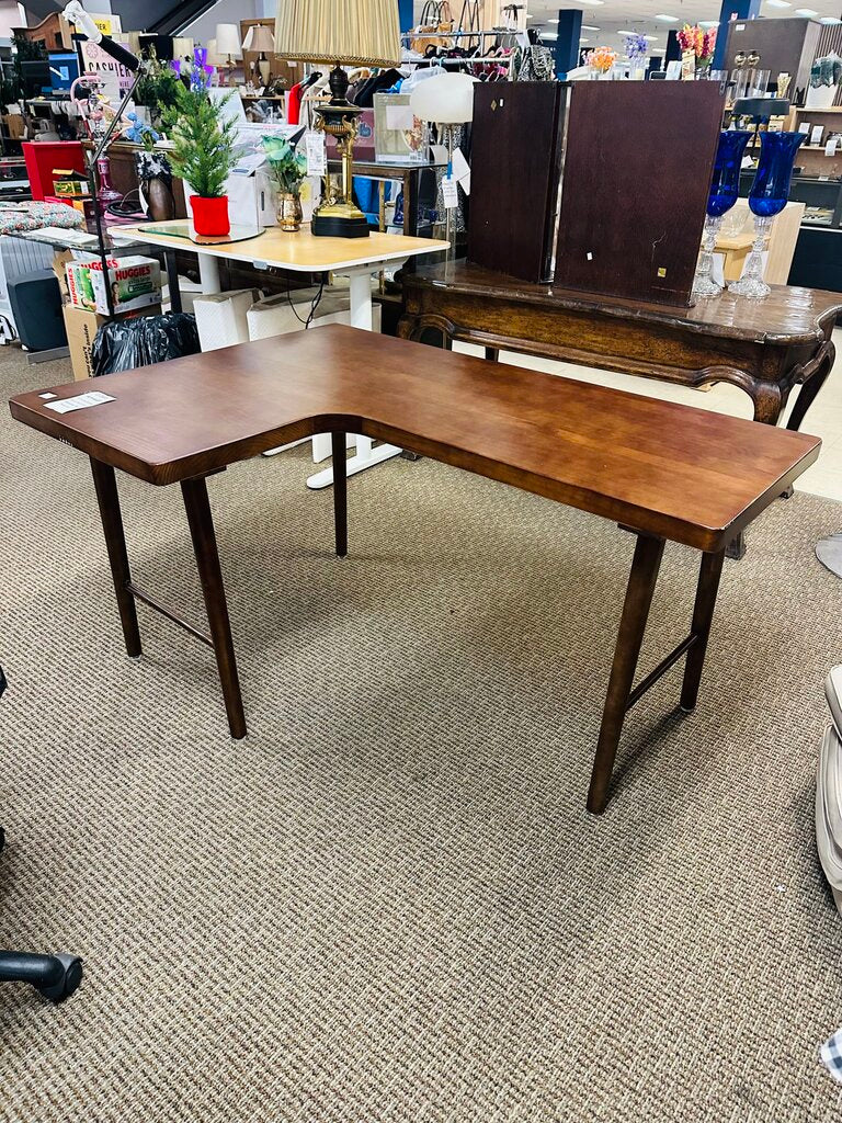 L-Shaped Desk Walnut