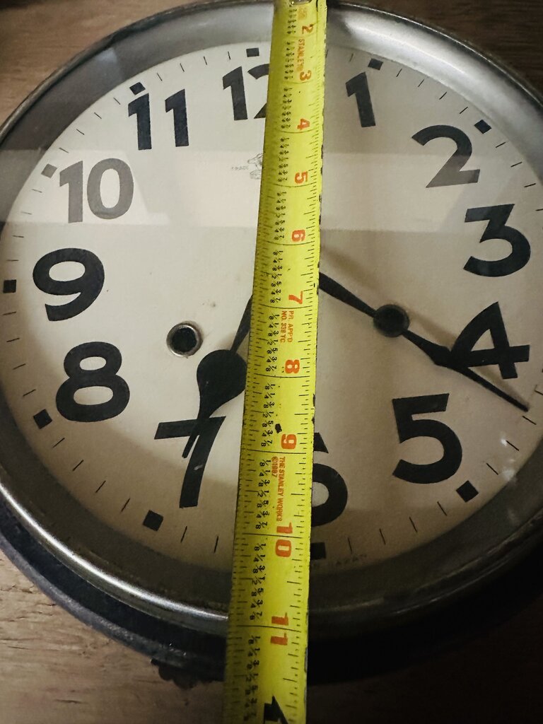 Tsurumi-Seiki Kosakusho Co Wall Clock 12"