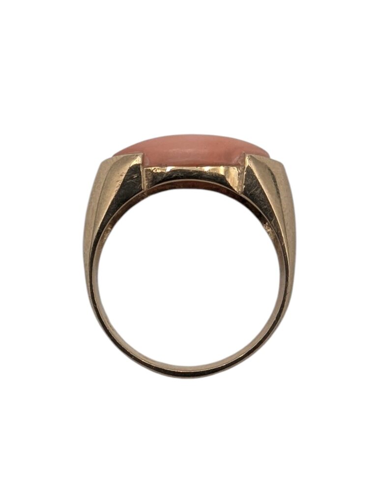 Ring 14k Yellow Gold w/ Coral