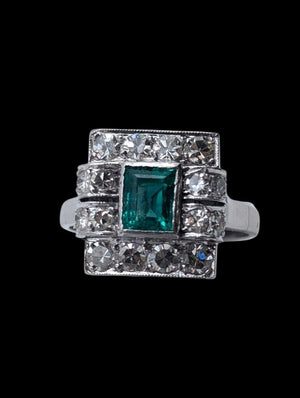 Ring PT Center Emerald & Diamonds