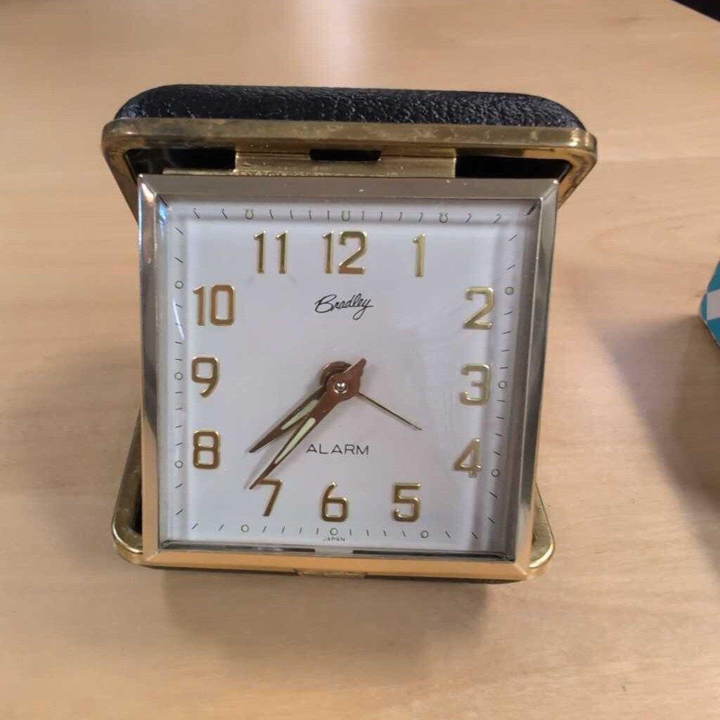Vintage Bradley Travel Clock