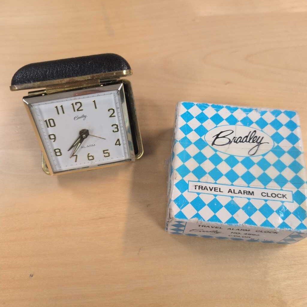 Vintage Bradley Travel Clock