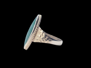 Ring 14k Yellow Gold w/ Jade Marquise Cabochon