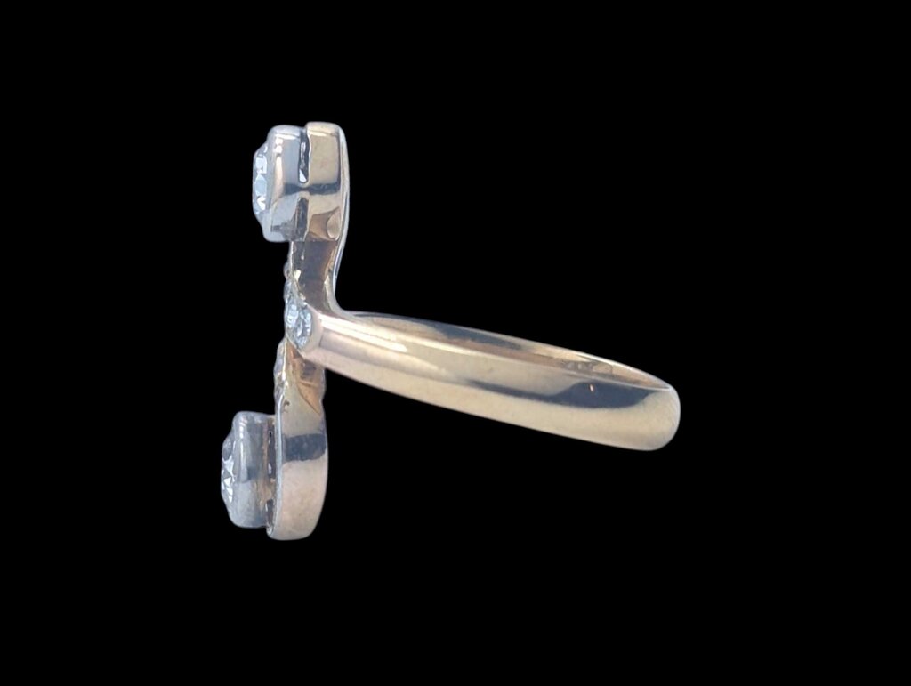 Ring 18k Yellow Gold "S" w/ Diamonds