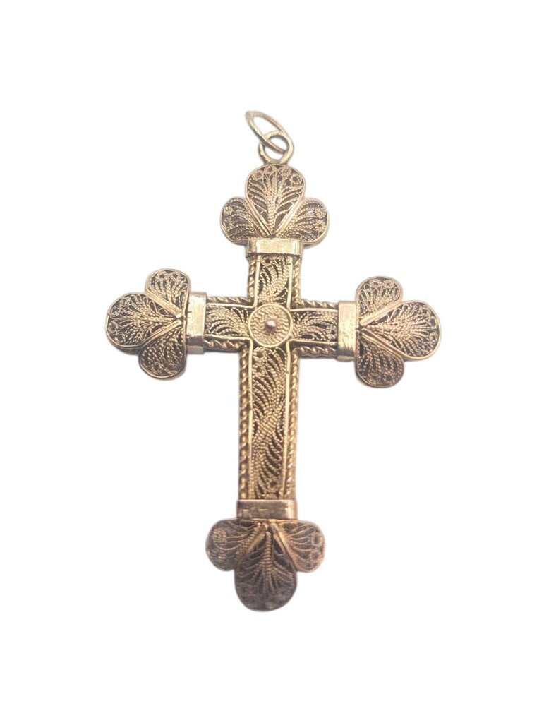 Pendant 12k Yellow Gold Filigree Cross