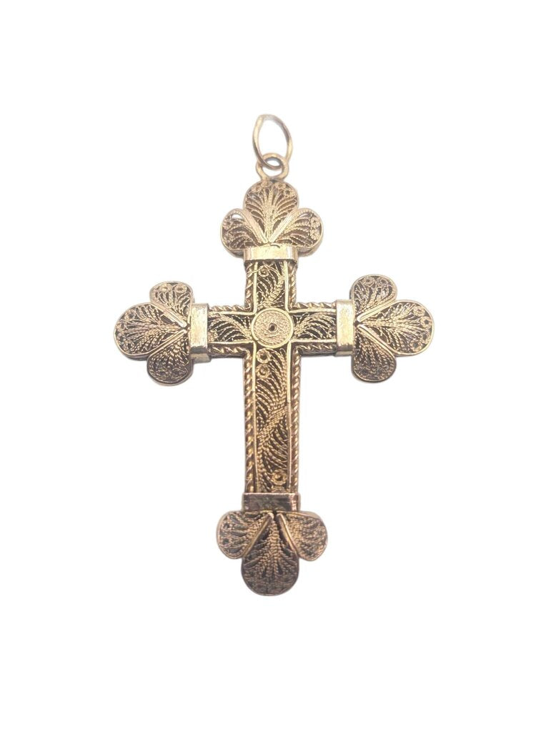 Pendant 12k Yellow Gold Filigree Cross