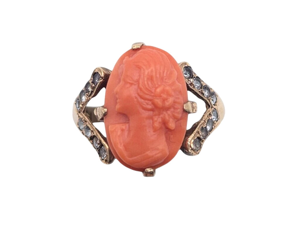 Ring 14k Yellow Gold Coral Cameo