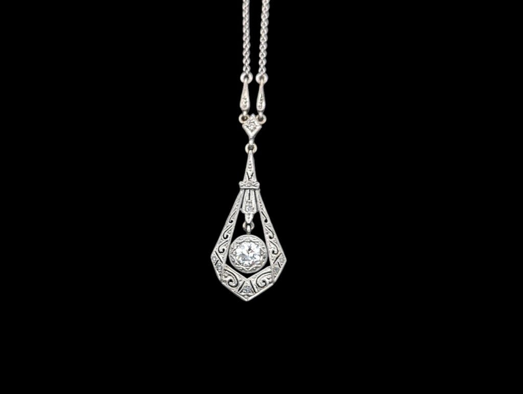Necklace PT & AU w/ Pendant w/ Old Cut Diamonds