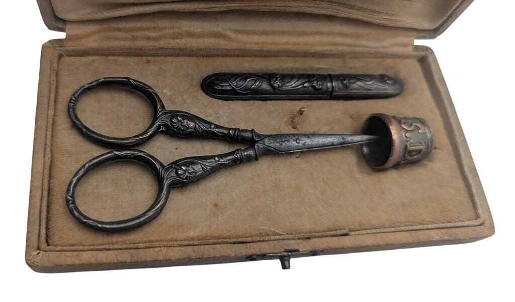 Vintage Sewing Kit Silver