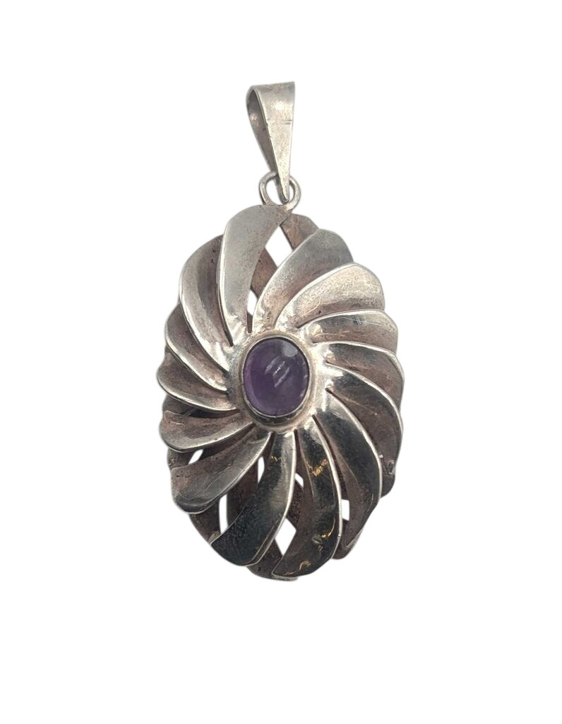 Pendant Sterling Silver w/ Amethyst Fanned