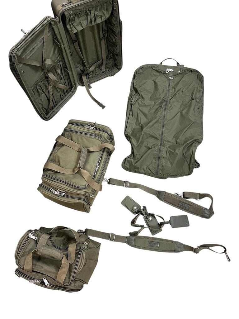 Vintage Pathfinder Olive Green 3 Pc Luggage Set