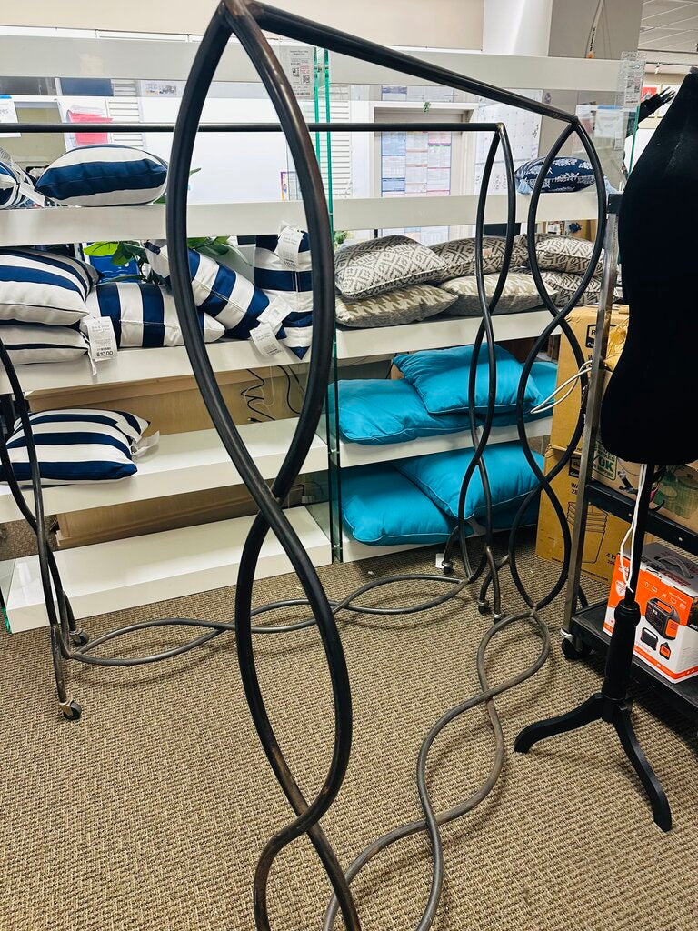 Custom Metal Rolling Clothing Rack.