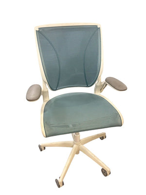 Humanscale Diffrient World Mesh Office Chair Blue