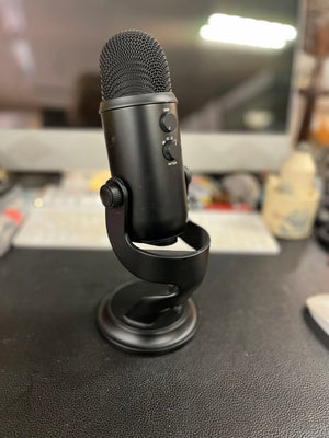 Blue Yeti USB Microphone For Podcasts & Content Creation