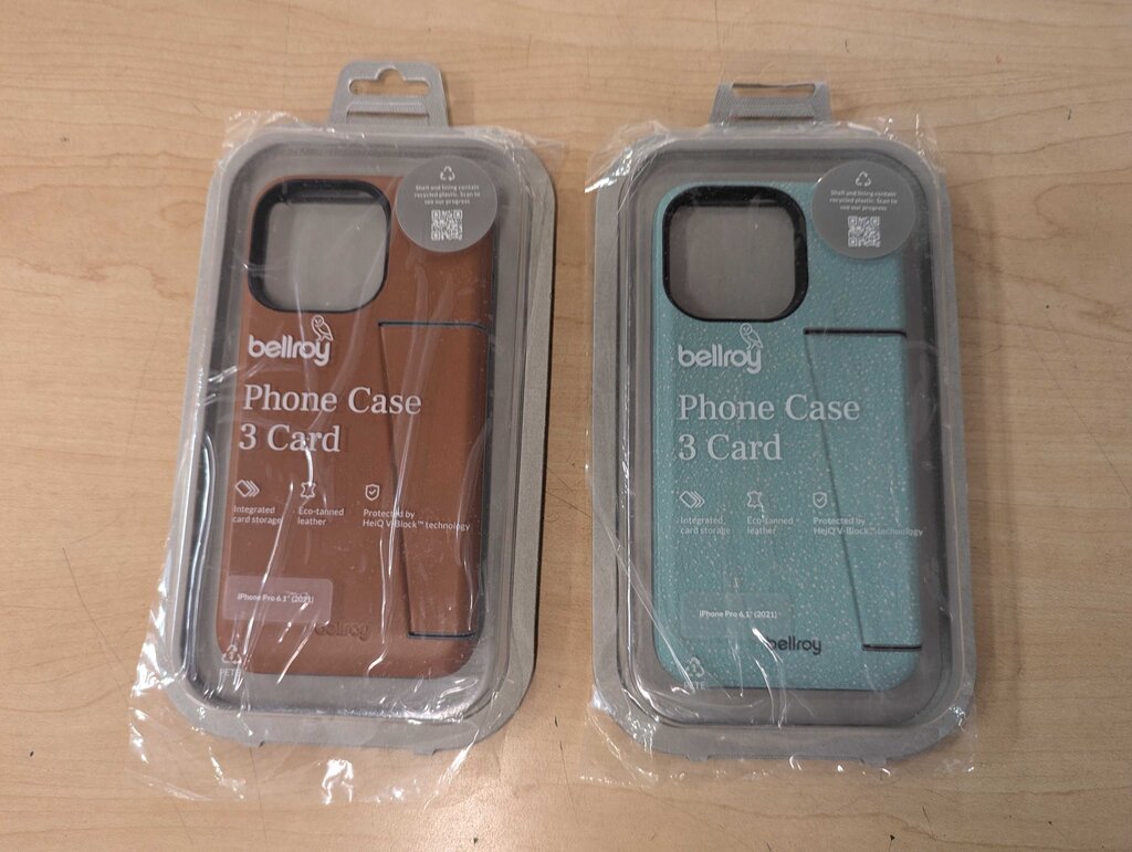 Bellroy Phone Case With 3 Card Slot iPhone 13