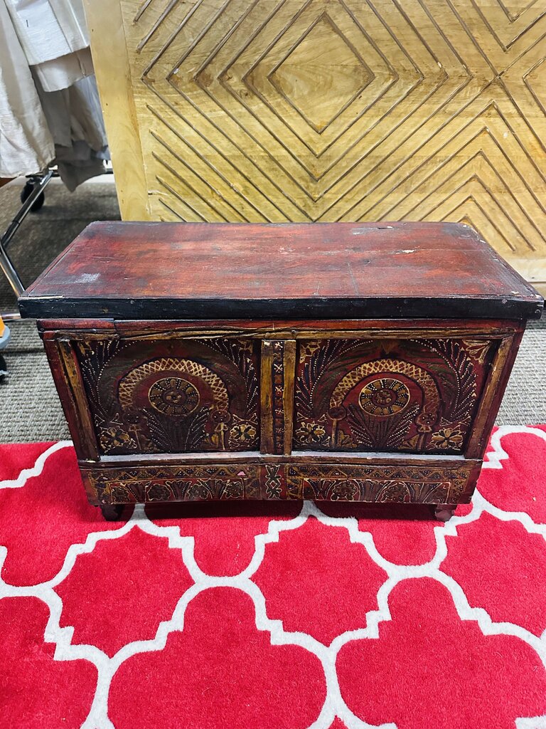 Moroccan Hand Painted Decorative Chest 25x11x17