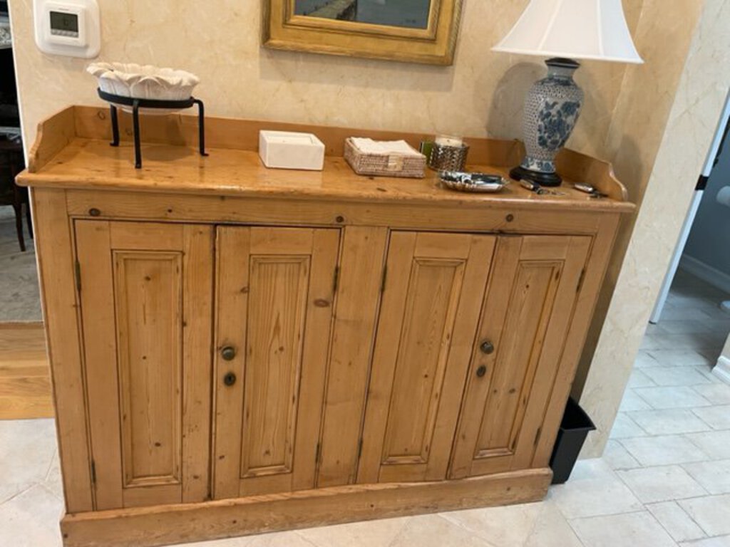 English Pine 4 Door Cabinet With Back Splash 59x16x45