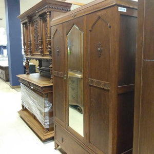 Armoire With Center Mirror 57x18x55