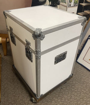 KW Cable Flight Case White w/ Removable Dolly