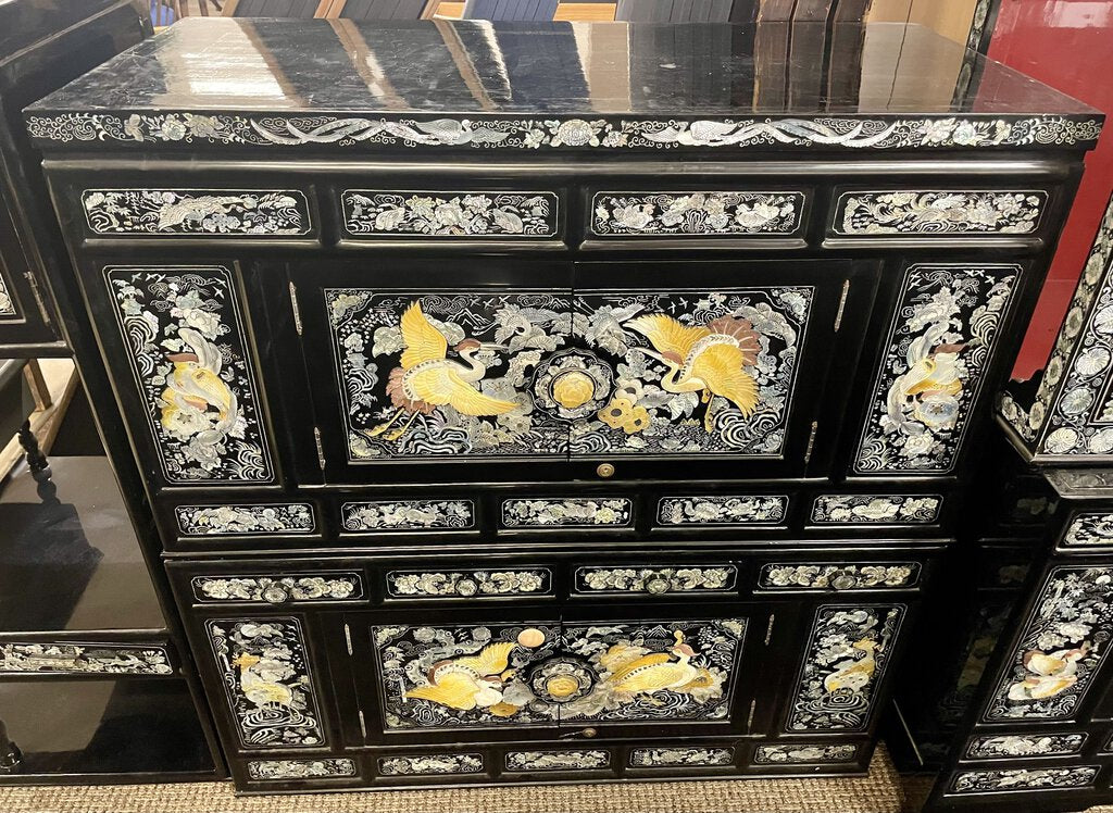 Vintage Korean Mother of Pearl Black Lacquer Cabinet(7-A)